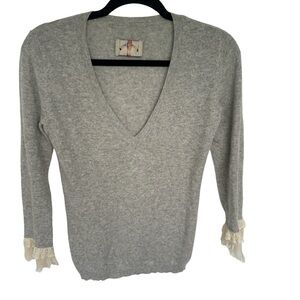 Vintage Juicy Couture gray 100% cashmere ruffle sleeve v neck sweater medium